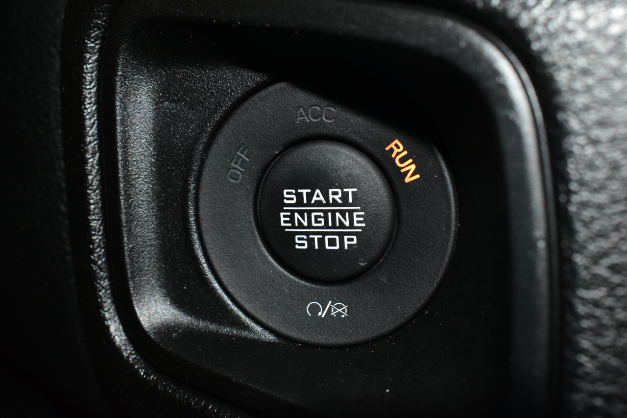 Jeep Gladiator Nighthawk 4x4 *Ltd Avail* 2025