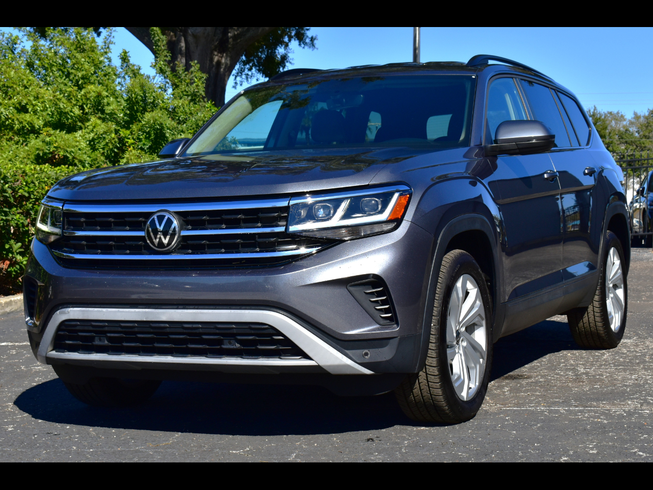 Volkswagen Atlas 3.6L V6 SE w/Technology FWD 2022
