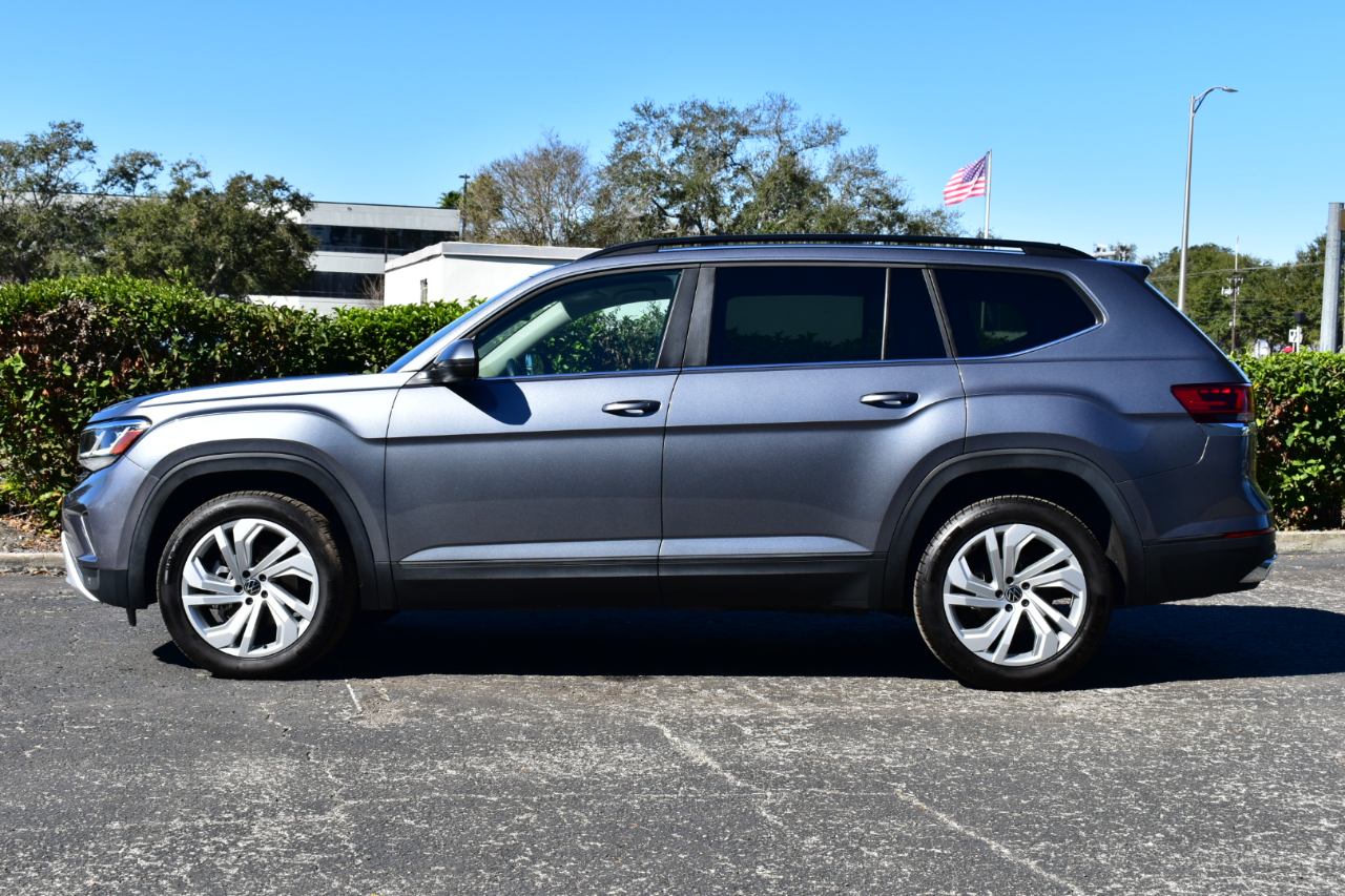Volkswagen Atlas 3.6L V6 SE w/Technology FWD 2022