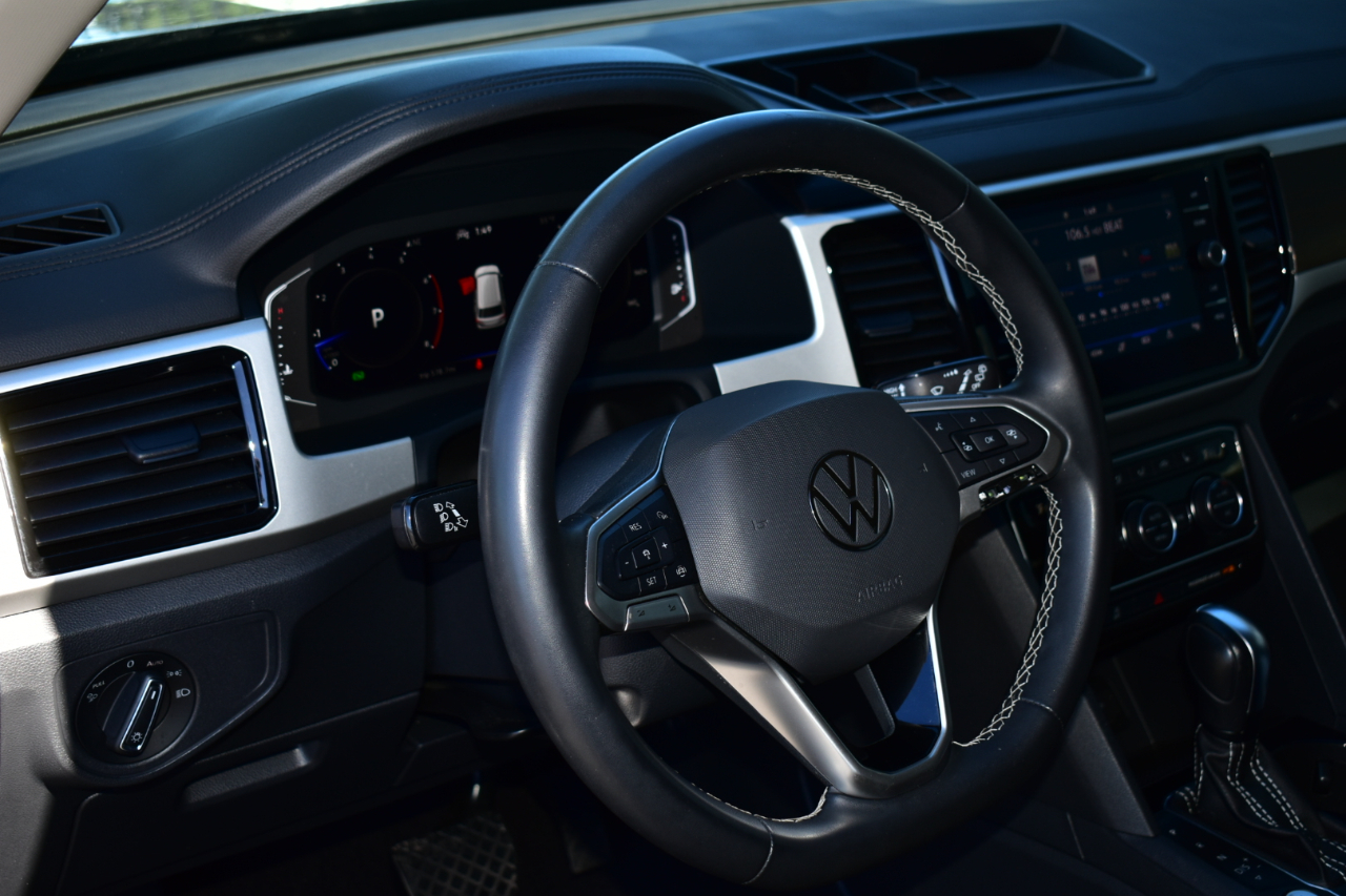 Volkswagen Atlas 3.6L V6 SE w/Technology FWD 2022