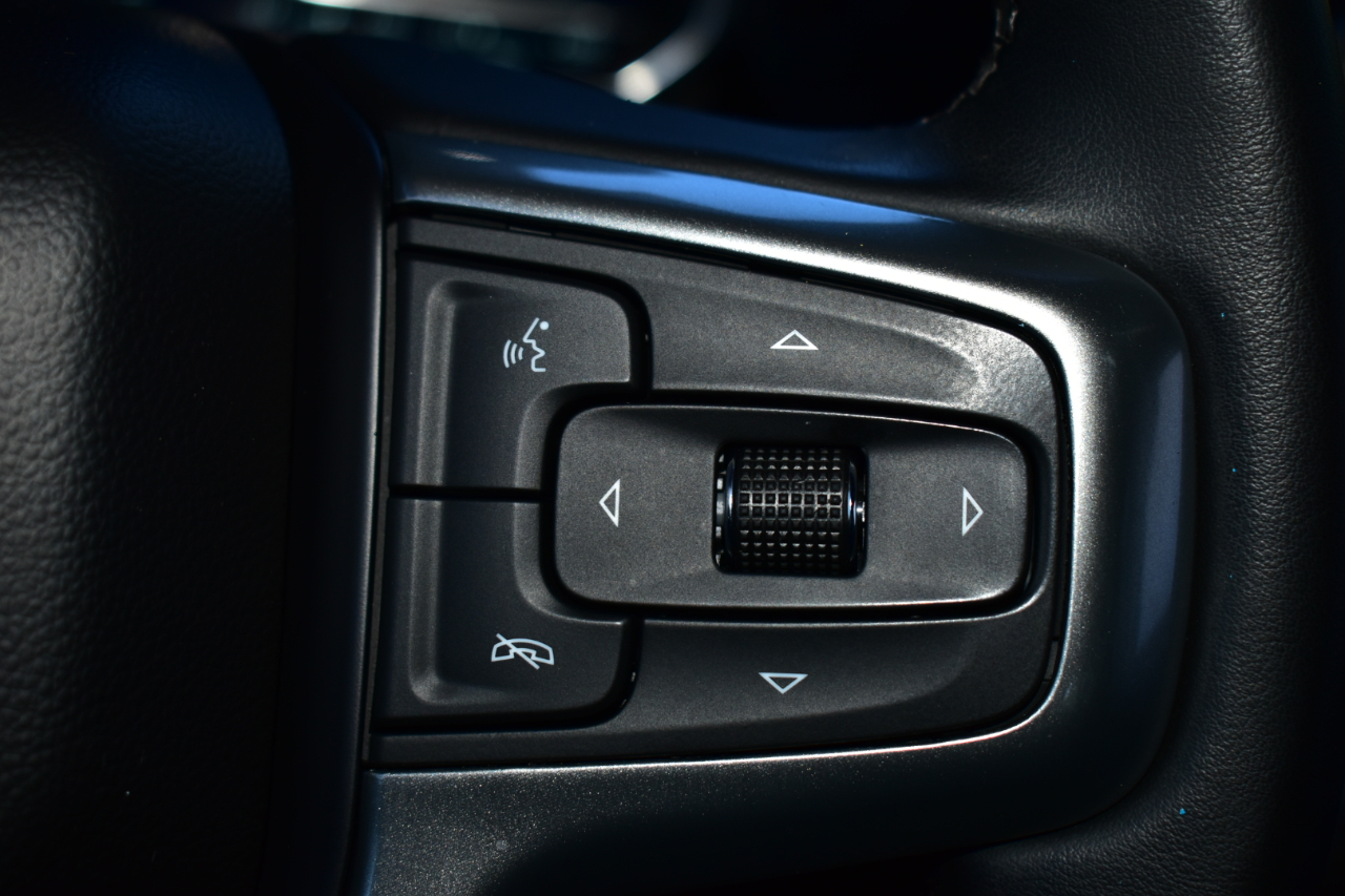 Chevrolet Silverado 1500 4WD Crew Cab 147" LT w/2FL 2023