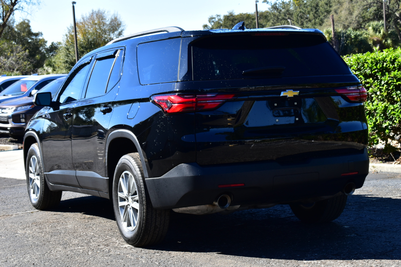Chevrolet Traverse FWD 4dr LT Cloth w/1LT 2023