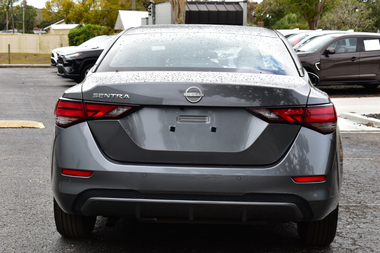 Nissan Sentra S CVT 2025