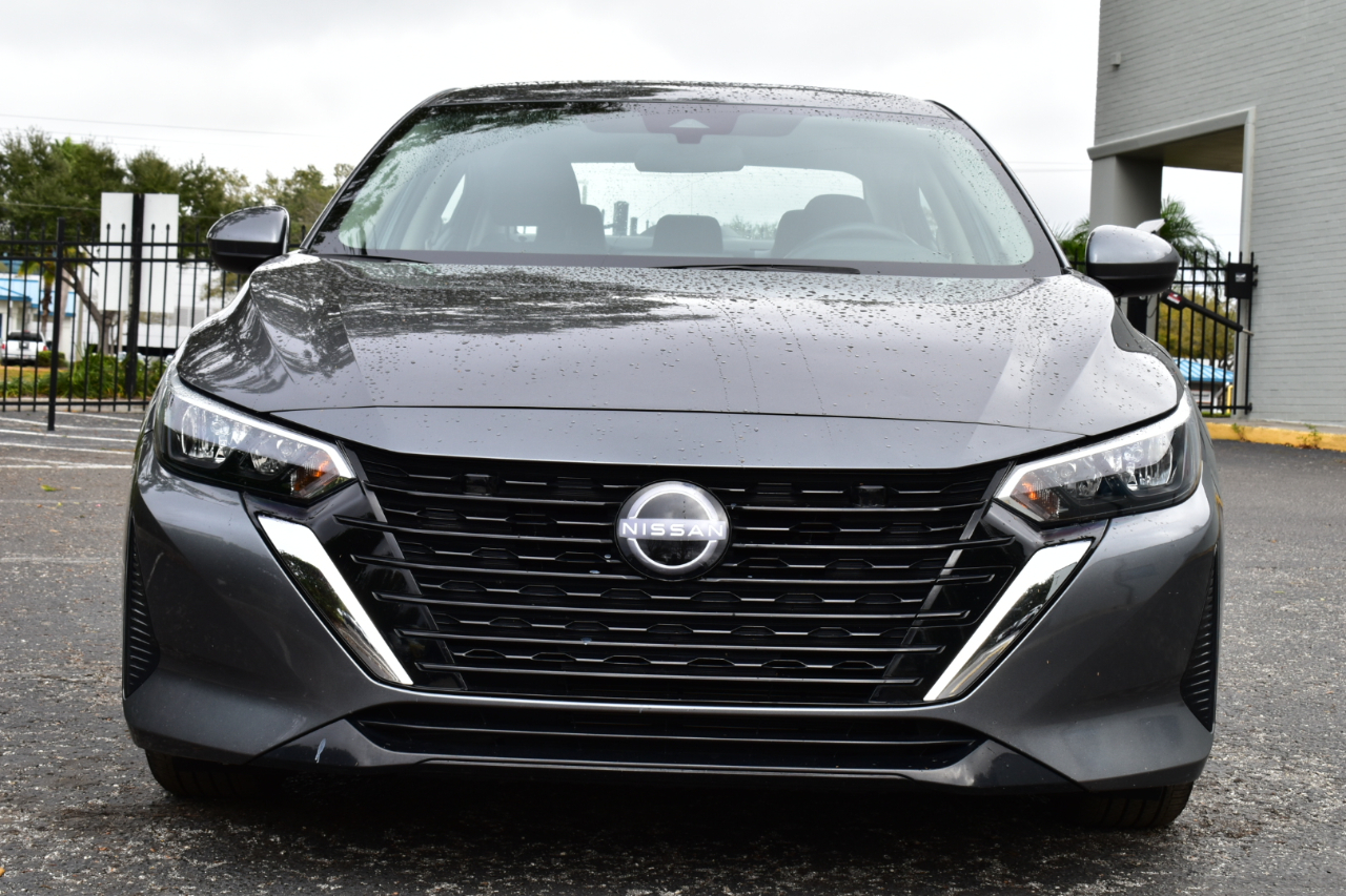 Nissan Sentra S CVT 2025