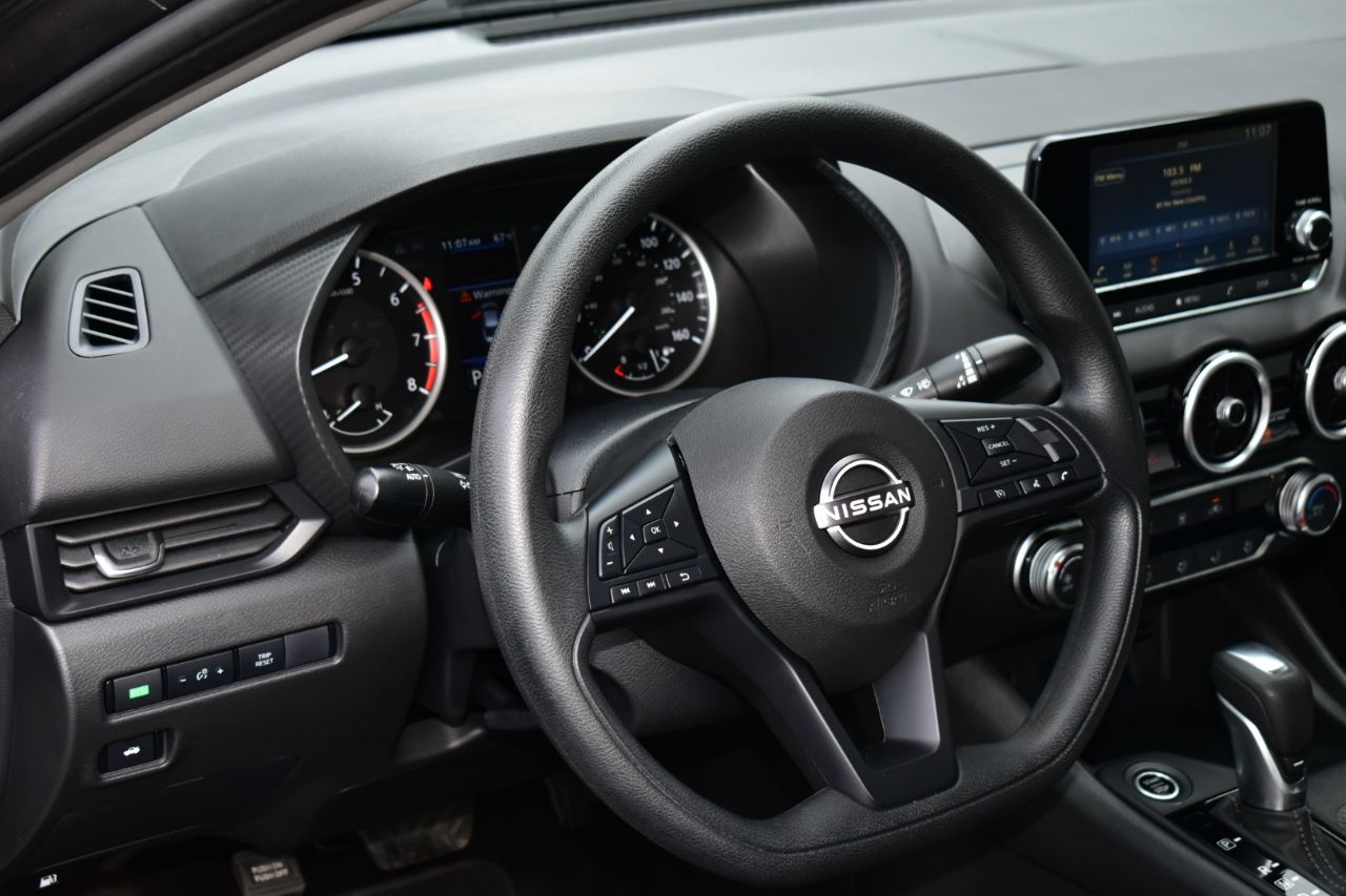 Nissan Sentra S CVT 2025