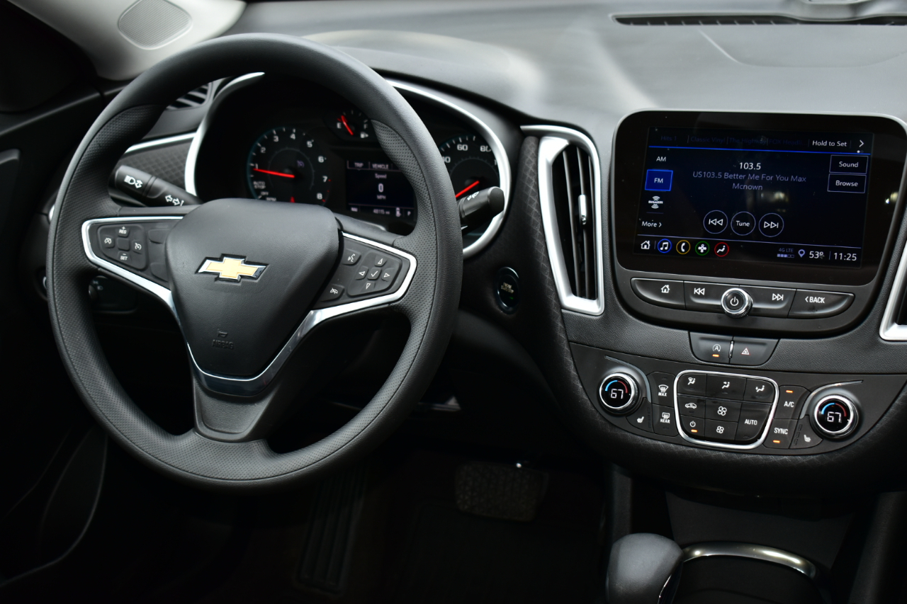 Chevrolet Malibu 4dr Sdn LT 2022