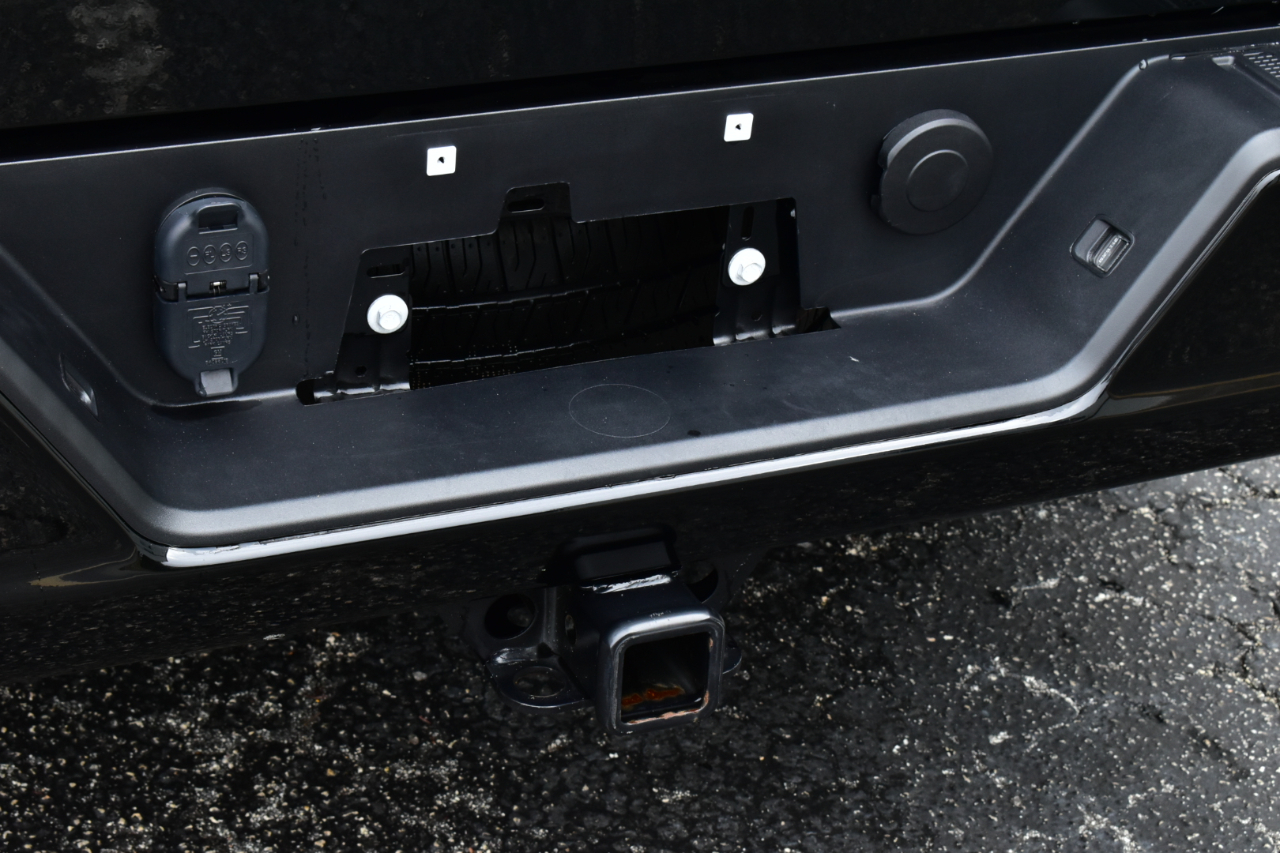 Chevrolet Silverado 1500 4WD Crew Cab 147" Custom Trail Boss 2025