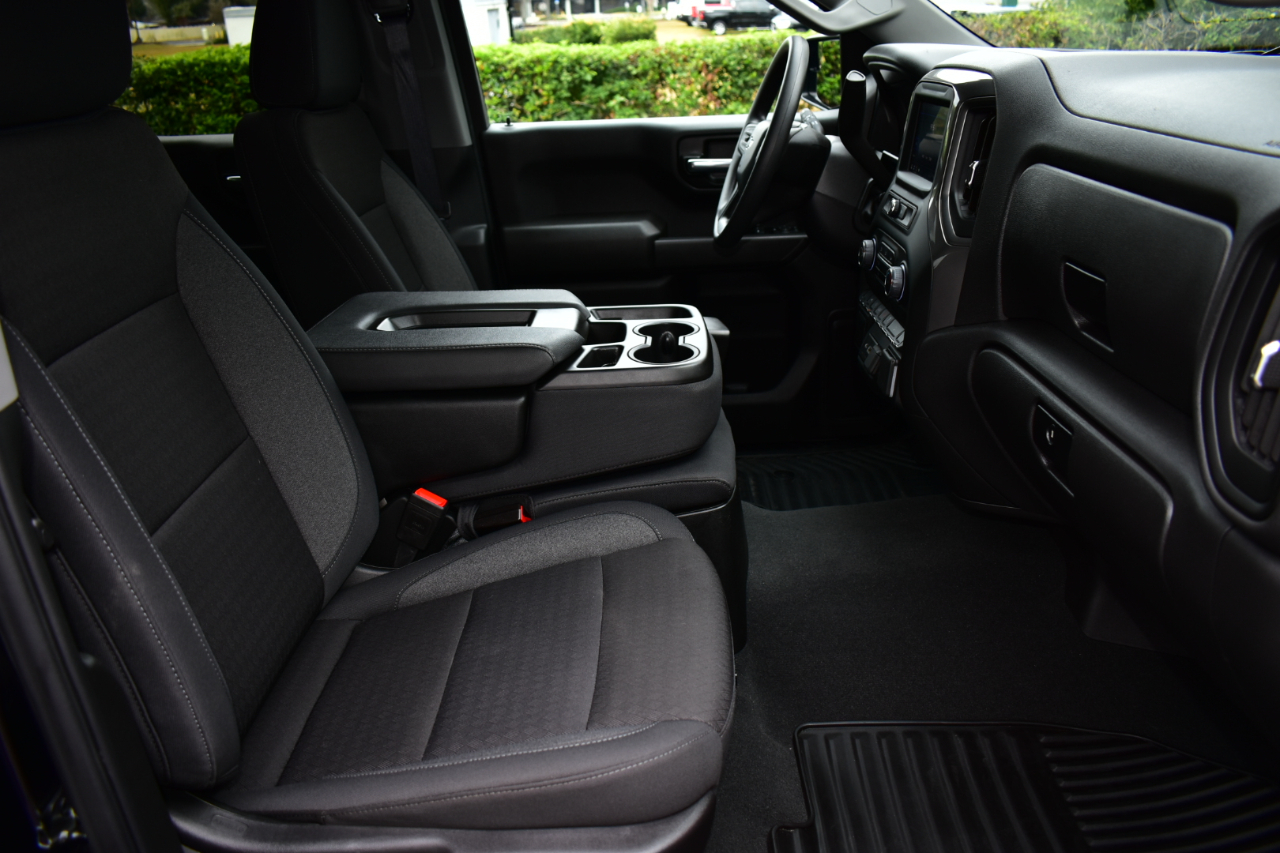 Chevrolet Silverado 1500 4WD Crew Cab 147" Custom Trail Boss 2025