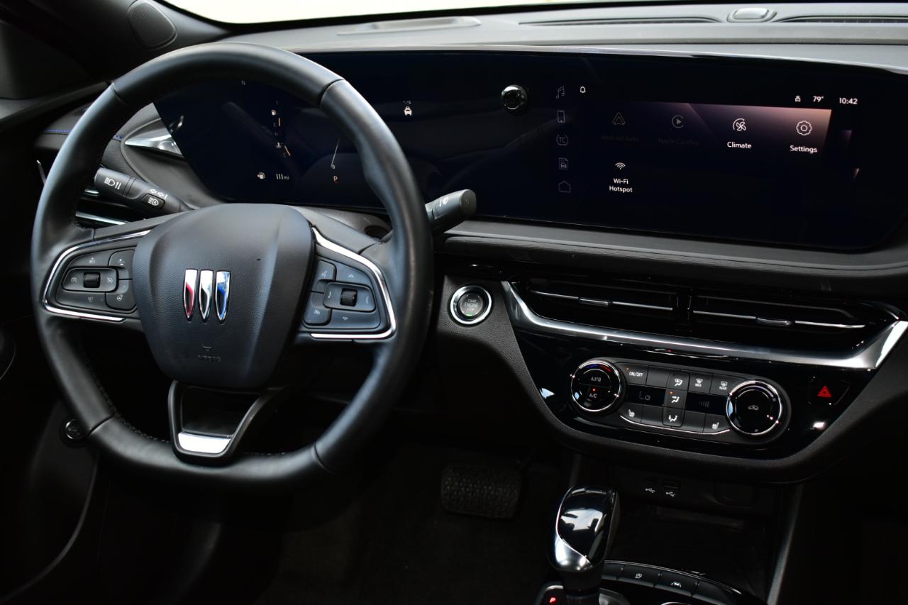 Buick Envista FWD 4dr Sport Touring 2025