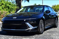 2025 Hyundai Sonata Hybrid 