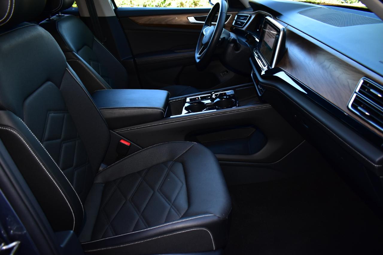 Volkswagen Atlas 2.0T SE w/Technology FWD 2025