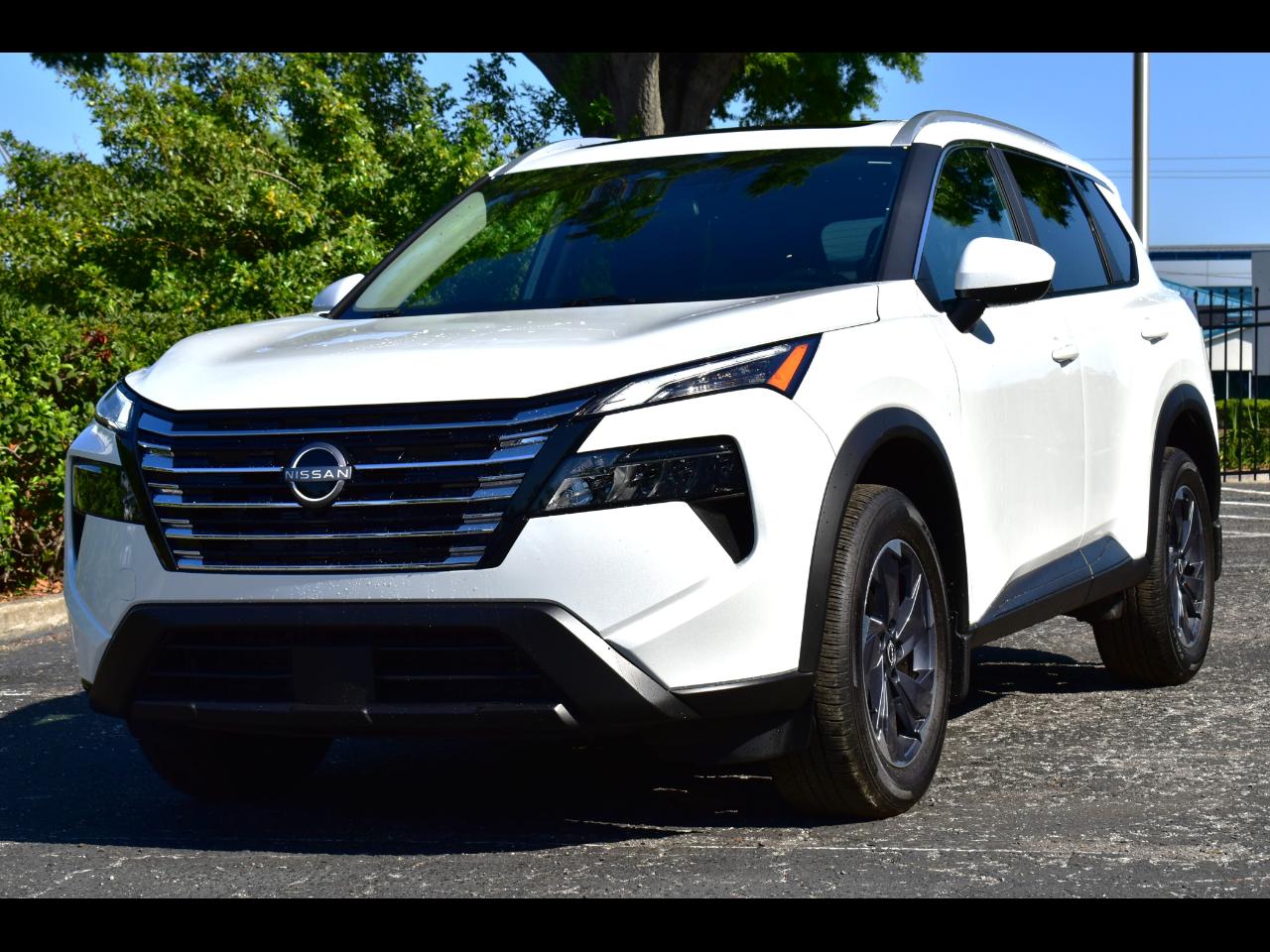 Nissan Rogue FWD SV *Ltd Avail* 2026