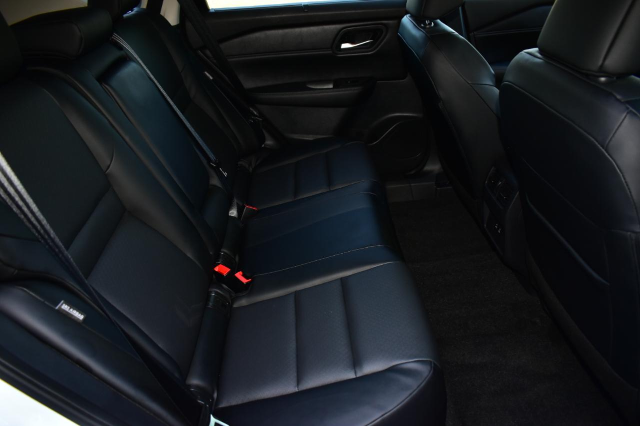 Nissan Rogue FWD SV *Ltd Avail* 2026