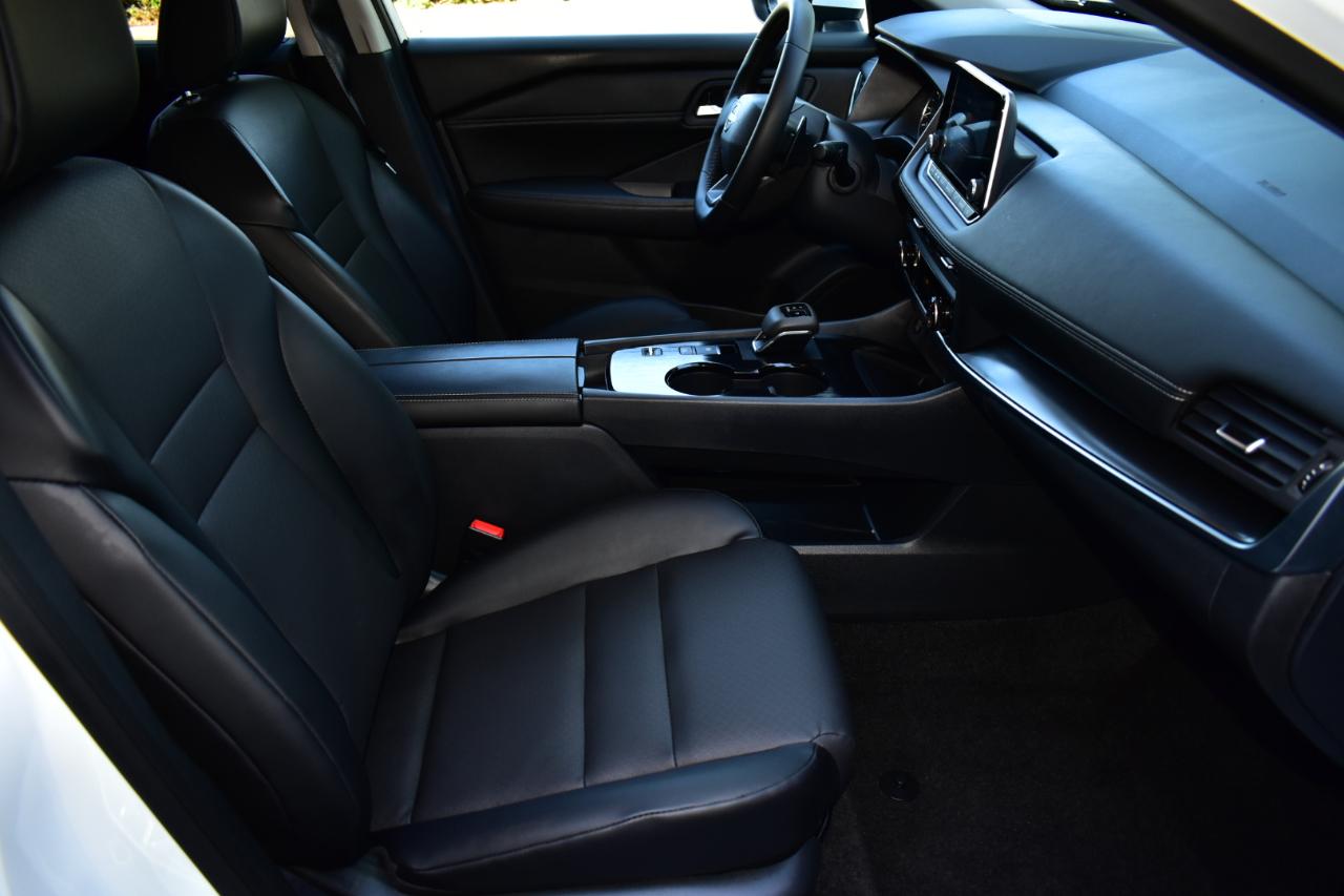 Nissan Rogue FWD SV *Ltd Avail* 2026