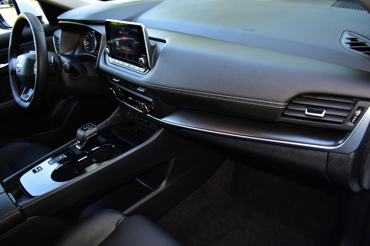 Nissan Rogue FWD SV *Ltd Avail* 2026