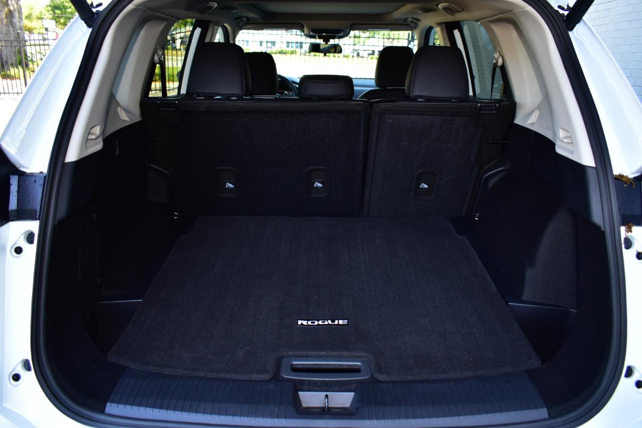 Nissan Rogue FWD SV *Ltd Avail* 2026