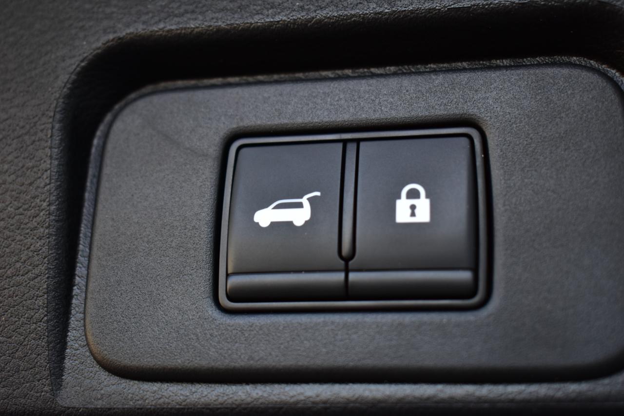 Nissan Rogue FWD SV *Ltd Avail* 2026