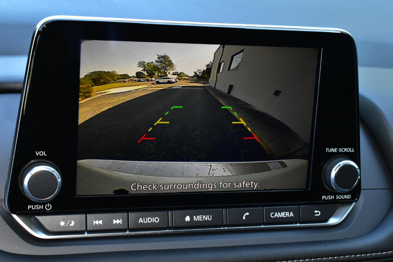 Nissan Rogue FWD SV *Ltd Avail* 2026