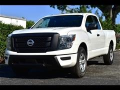 2022 Nissan Titan 