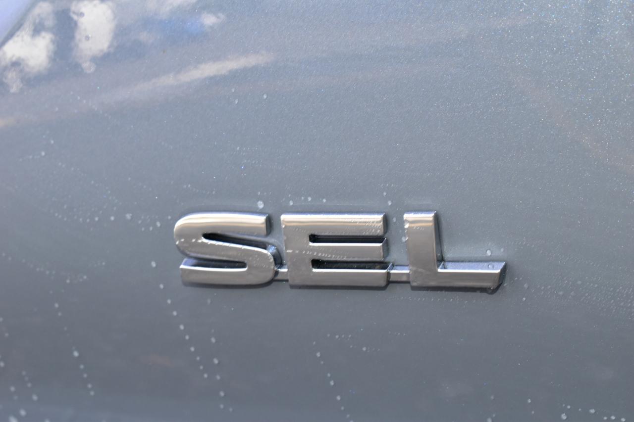 Mitsubishi Outlander SEL FWD 2025