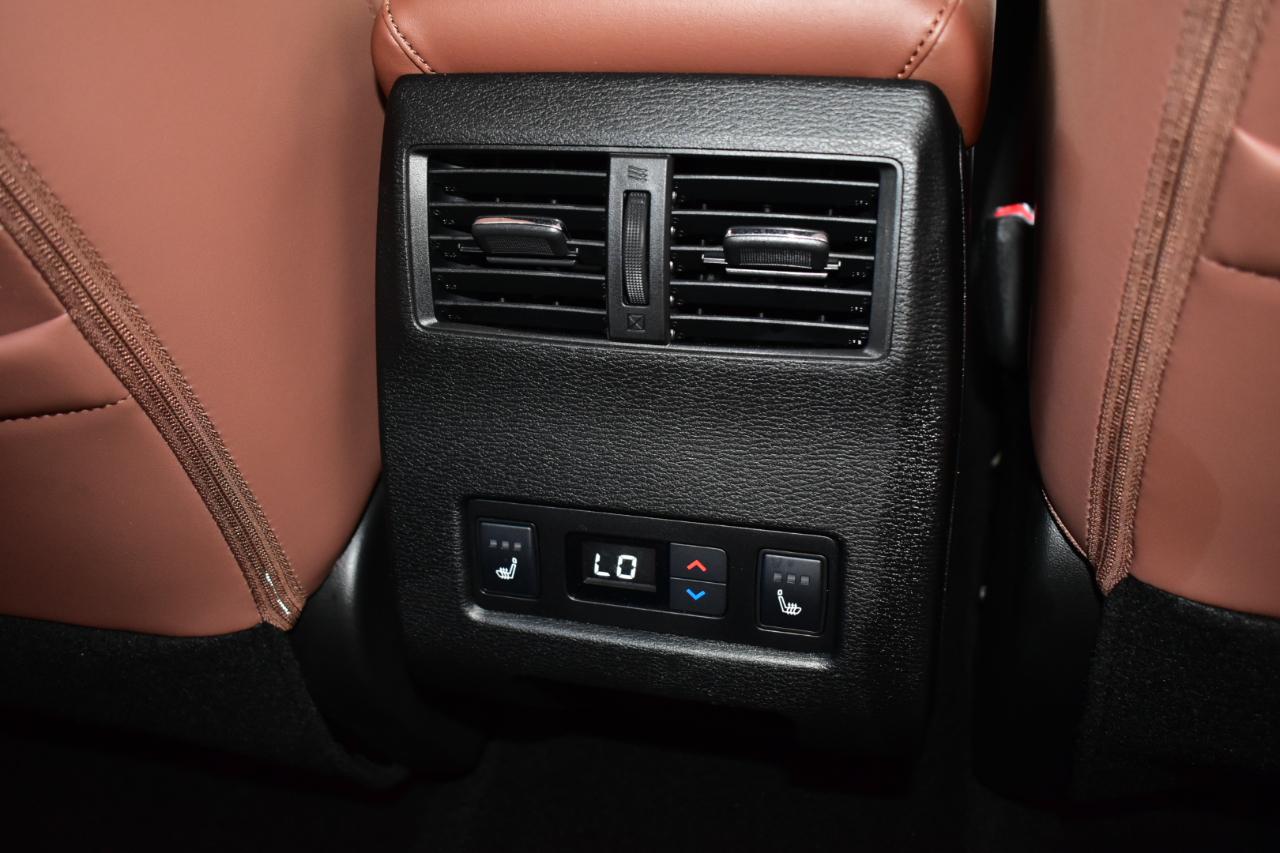 Mitsubishi Outlander SEL FWD 2025