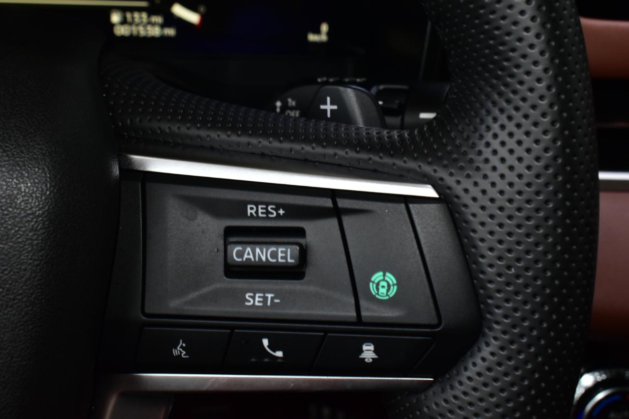 Mitsubishi Outlander SEL FWD 2025