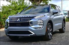 2025 Mitsubishi Outlander 