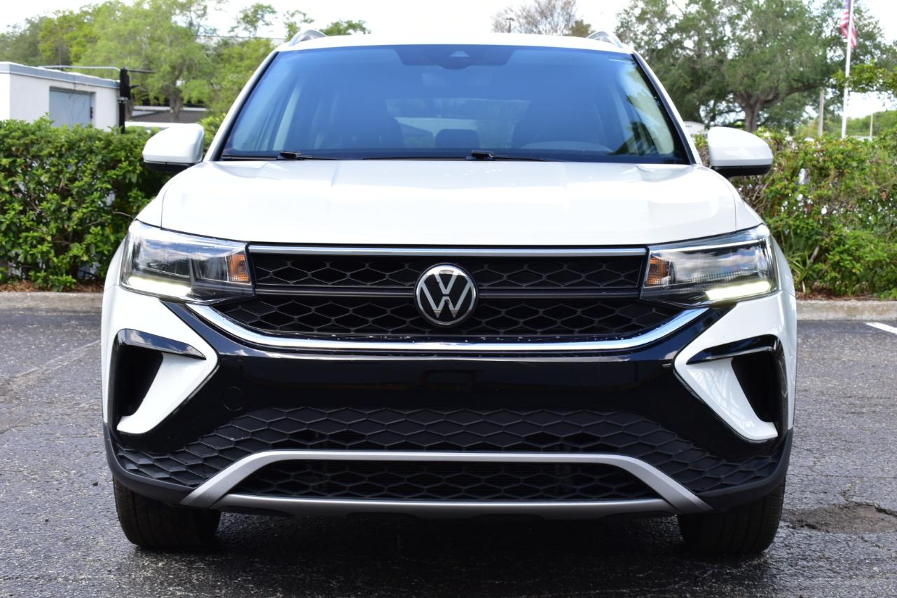 Volkswagen Taos SE FWD 2024
