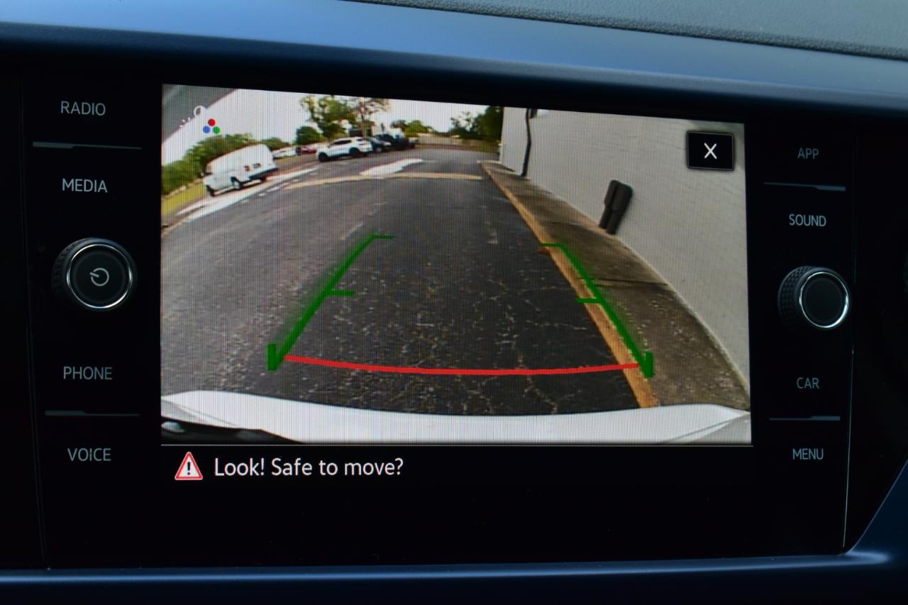 Volkswagen Taos SE FWD 2024