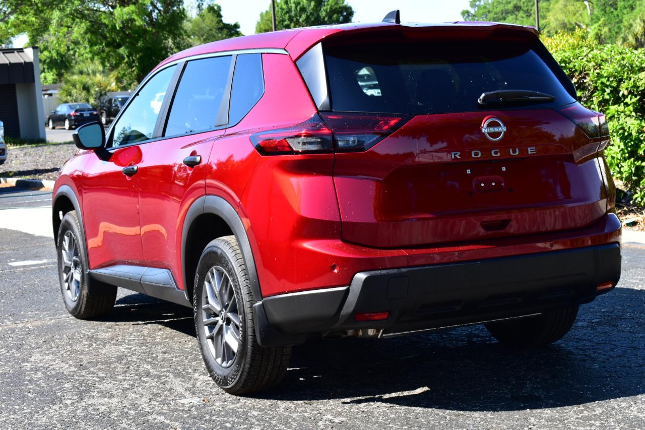 Nissan Rogue FWD S 2025
