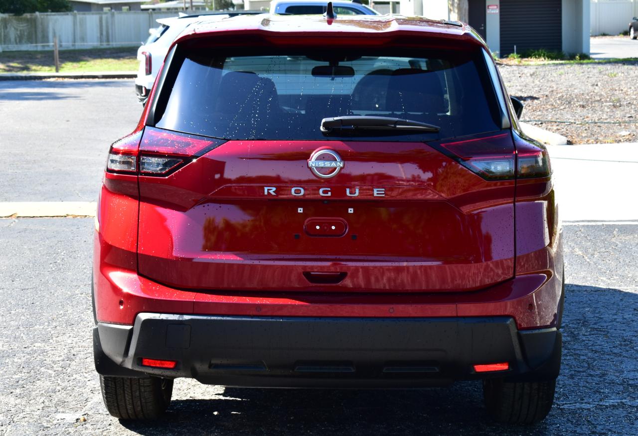 Nissan Rogue FWD S 2025