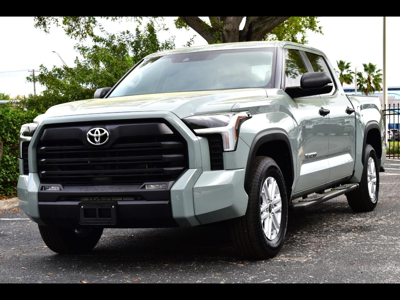 Toyota Tundra  2024