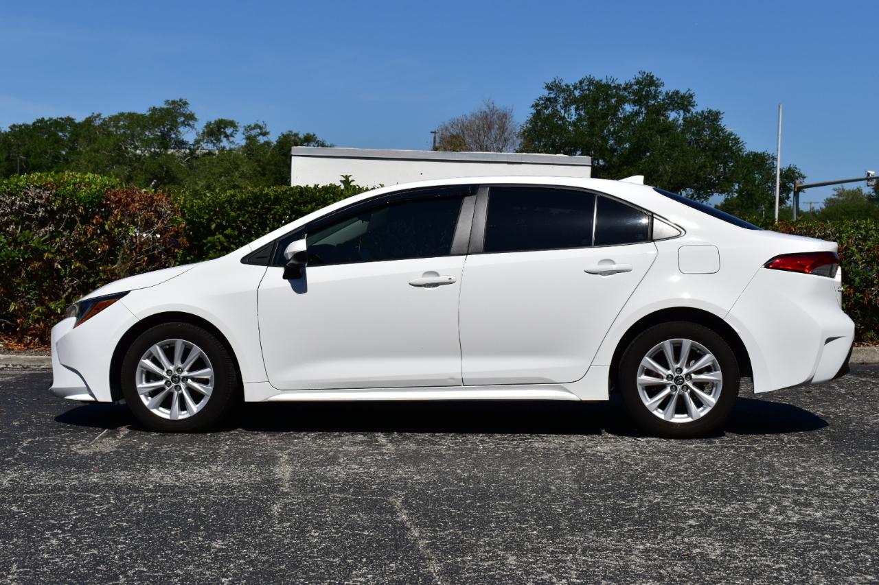 Toyota Corolla LE CVT (Natl) 2024