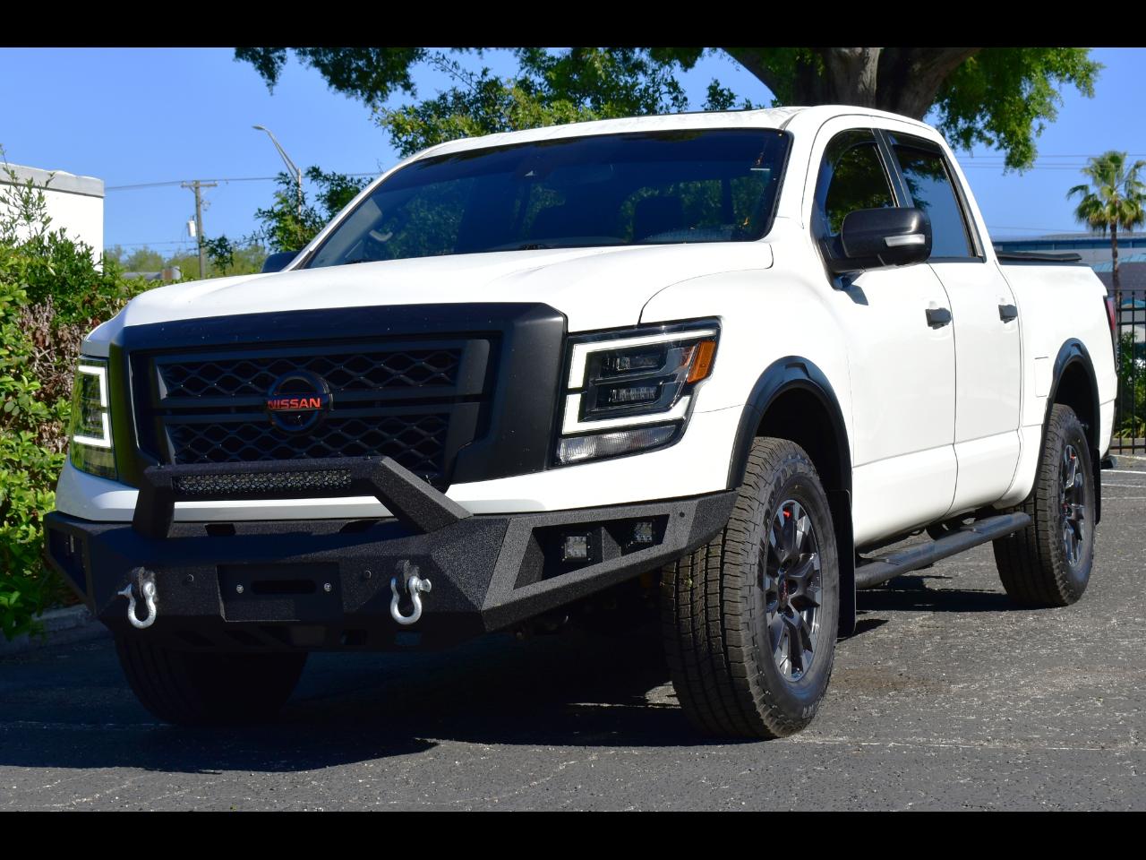 Nissan Titan 4x4 Crew Cab PRO-4X 2022