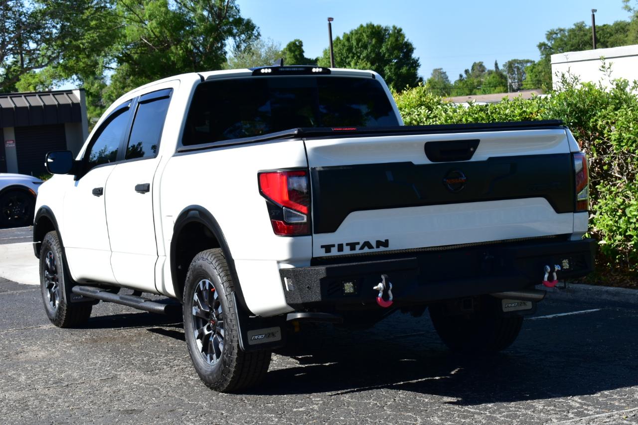 Nissan Titan 4x4 Crew Cab PRO-4X 2022