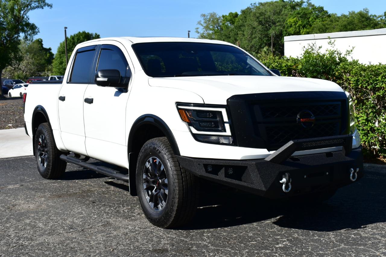 Nissan Titan 4x4 Crew Cab PRO-4X 2022