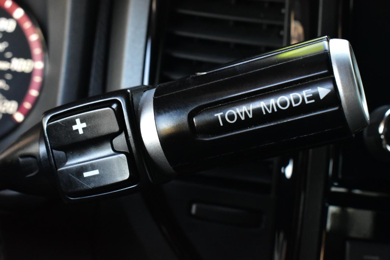 Nissan Titan 4x4 Crew Cab PRO-4X 2022