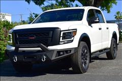 2022 Nissan Titan 