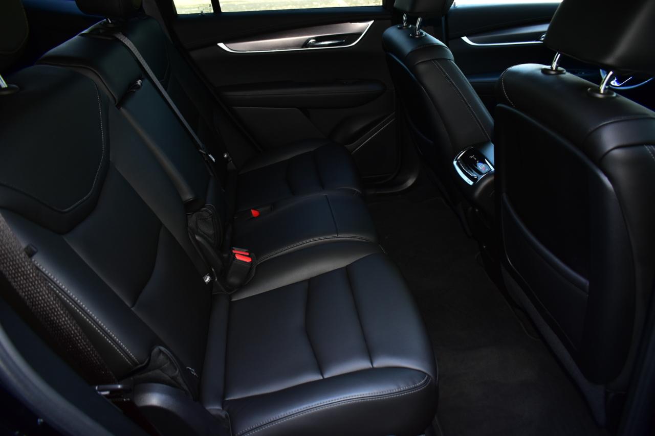 Cadillac XT6 FWD 4dr Luxury 2024