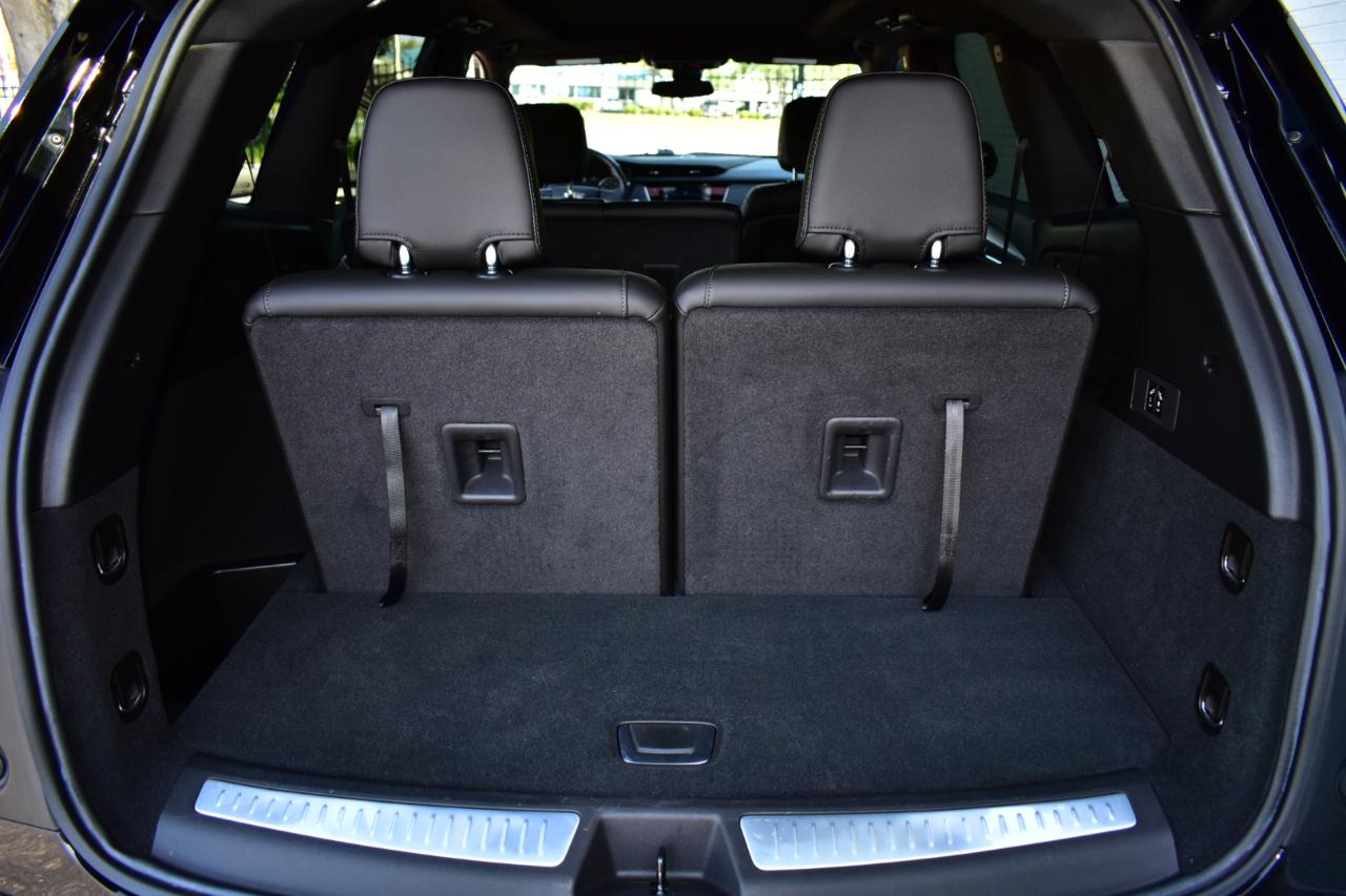 Cadillac XT6 FWD 4dr Luxury 2024