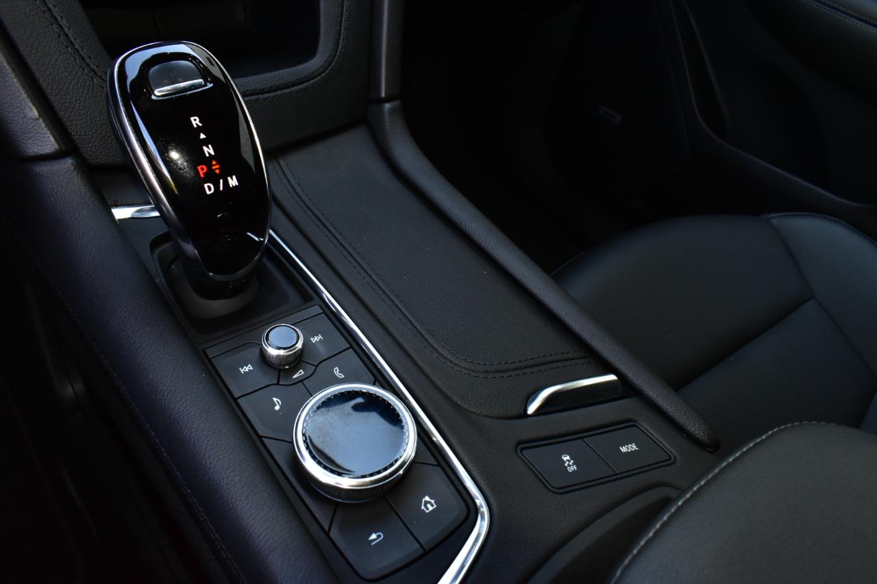 Cadillac XT6 FWD 4dr Luxury 2024