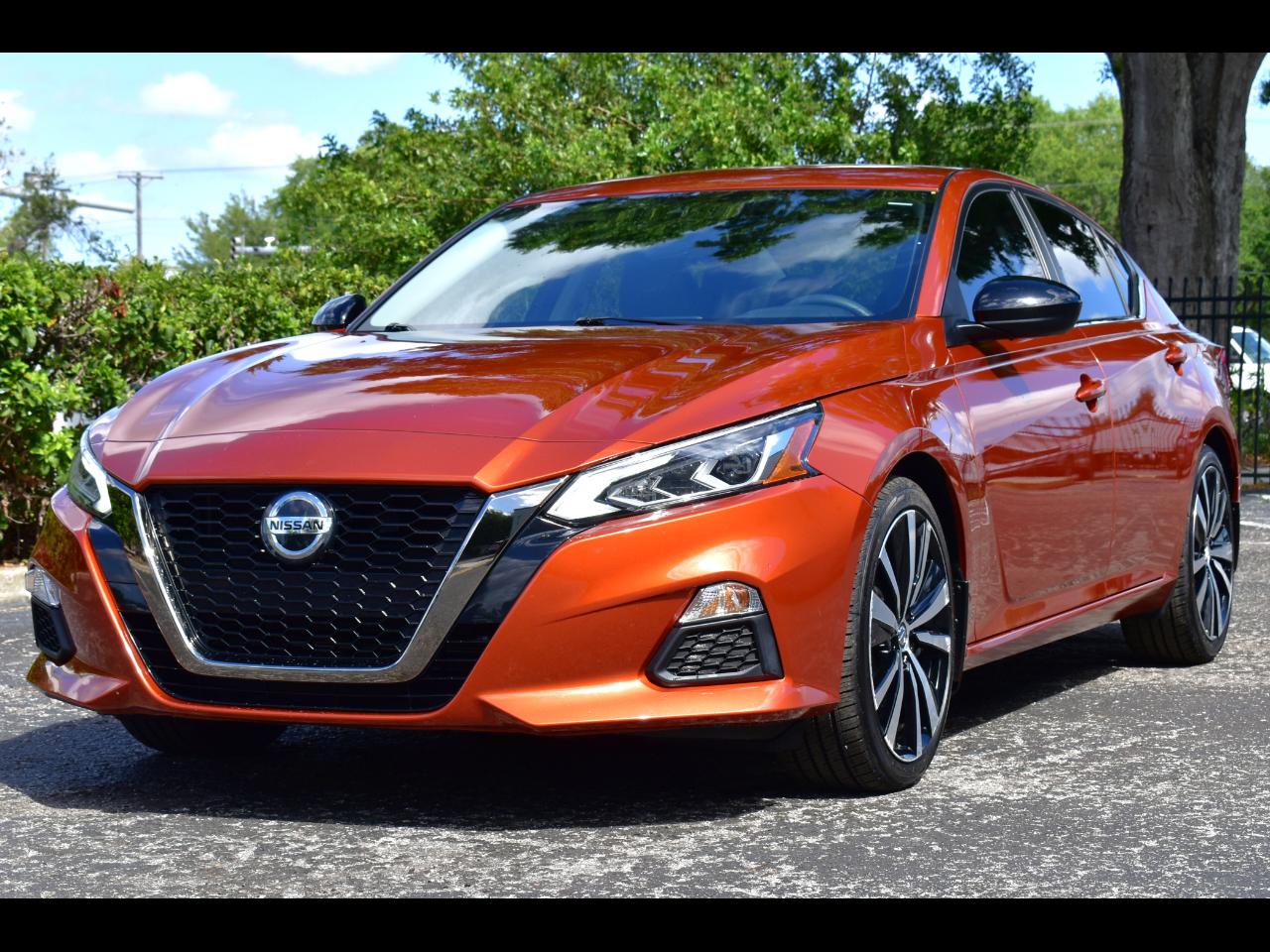 Nissan Altima 2.5 SR Sedan 2022