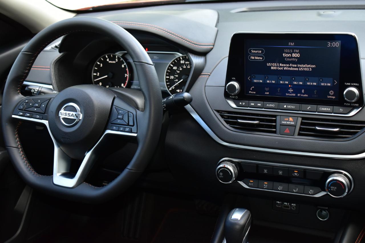 Nissan Altima 2.5 SR Sedan 2022