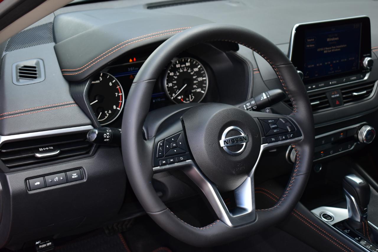 Nissan Altima 2.5 SR Sedan 2022