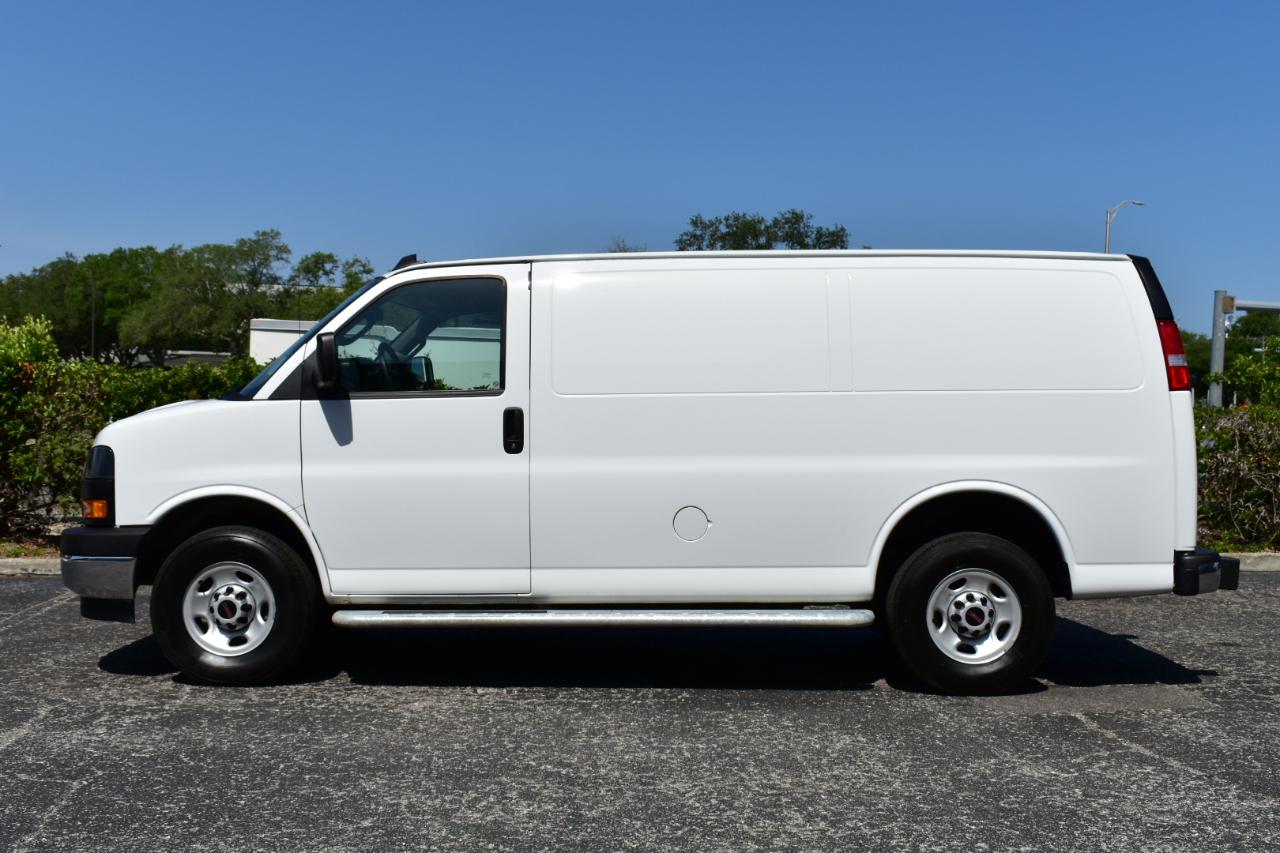 GMC Savana Cargo Van RWD 2500 135" 2024