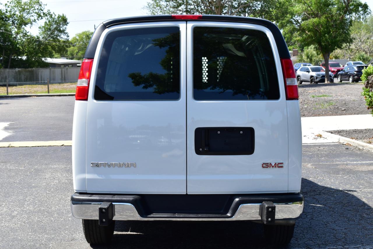 GMC Savana Cargo Van RWD 2500 135" 2024
