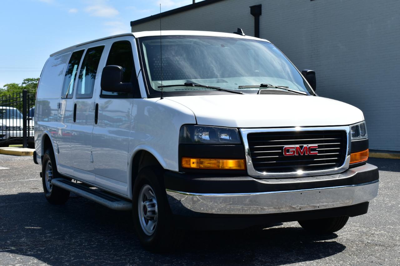 GMC Savana Cargo Van RWD 2500 135" 2024