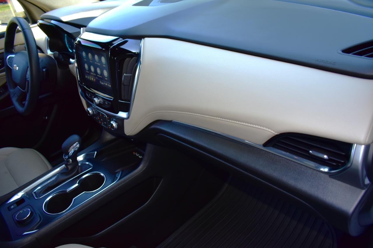 Chevrolet Traverse Limited FWD 4dr LT Cloth w/1LT 2024