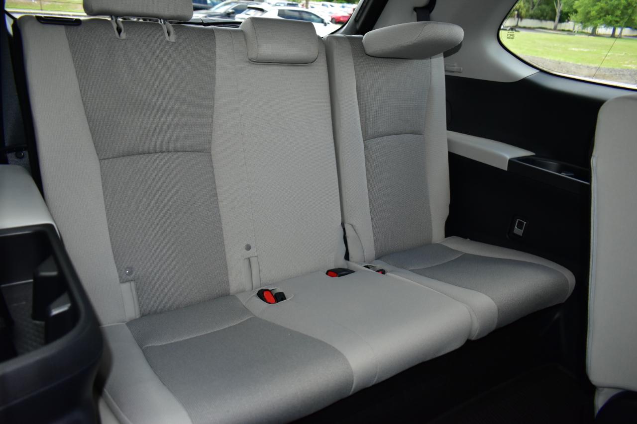 Toyota Grand Highlander LE AWD 2025