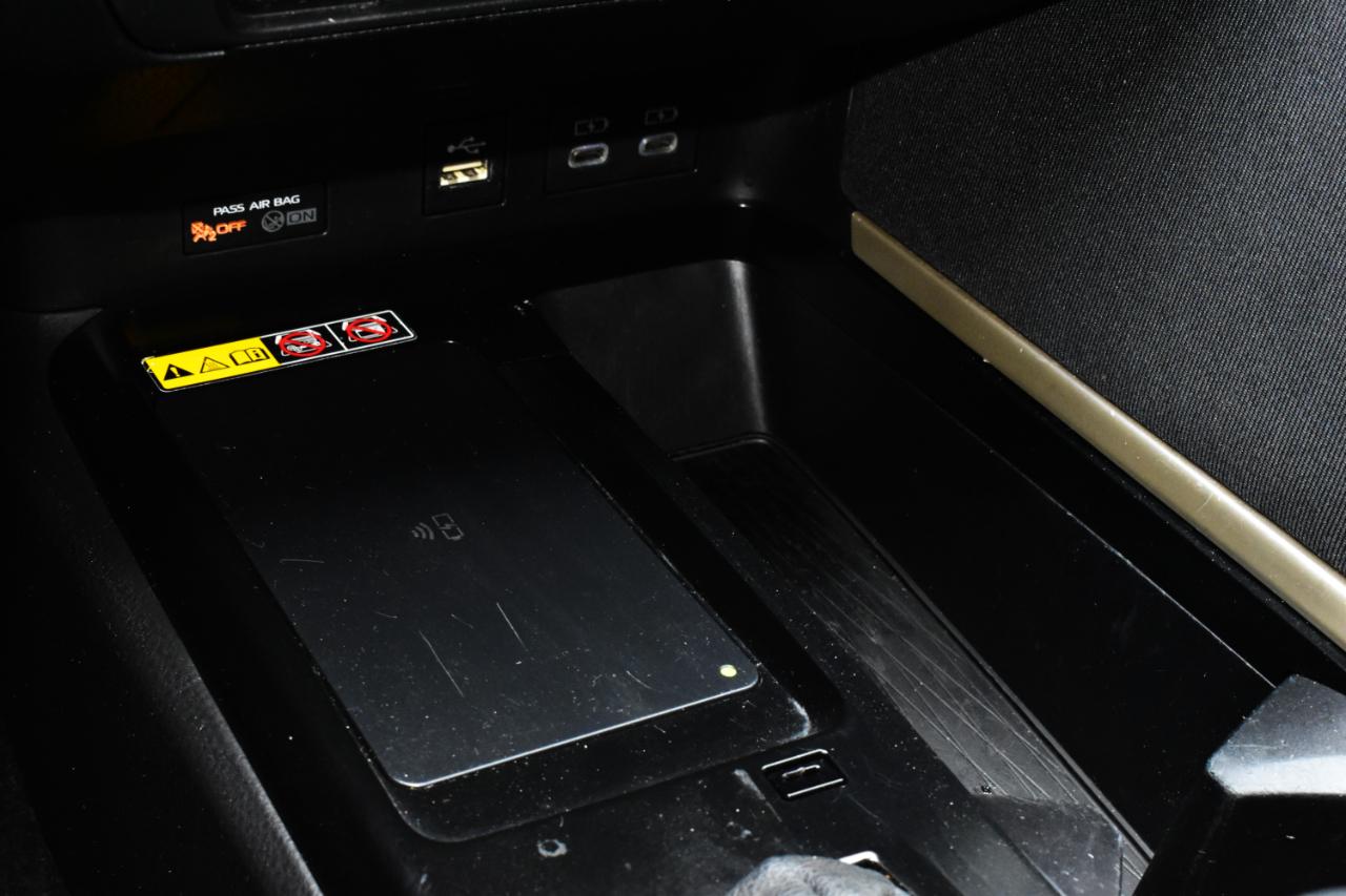 Toyota Camry LE (Natl) 2025